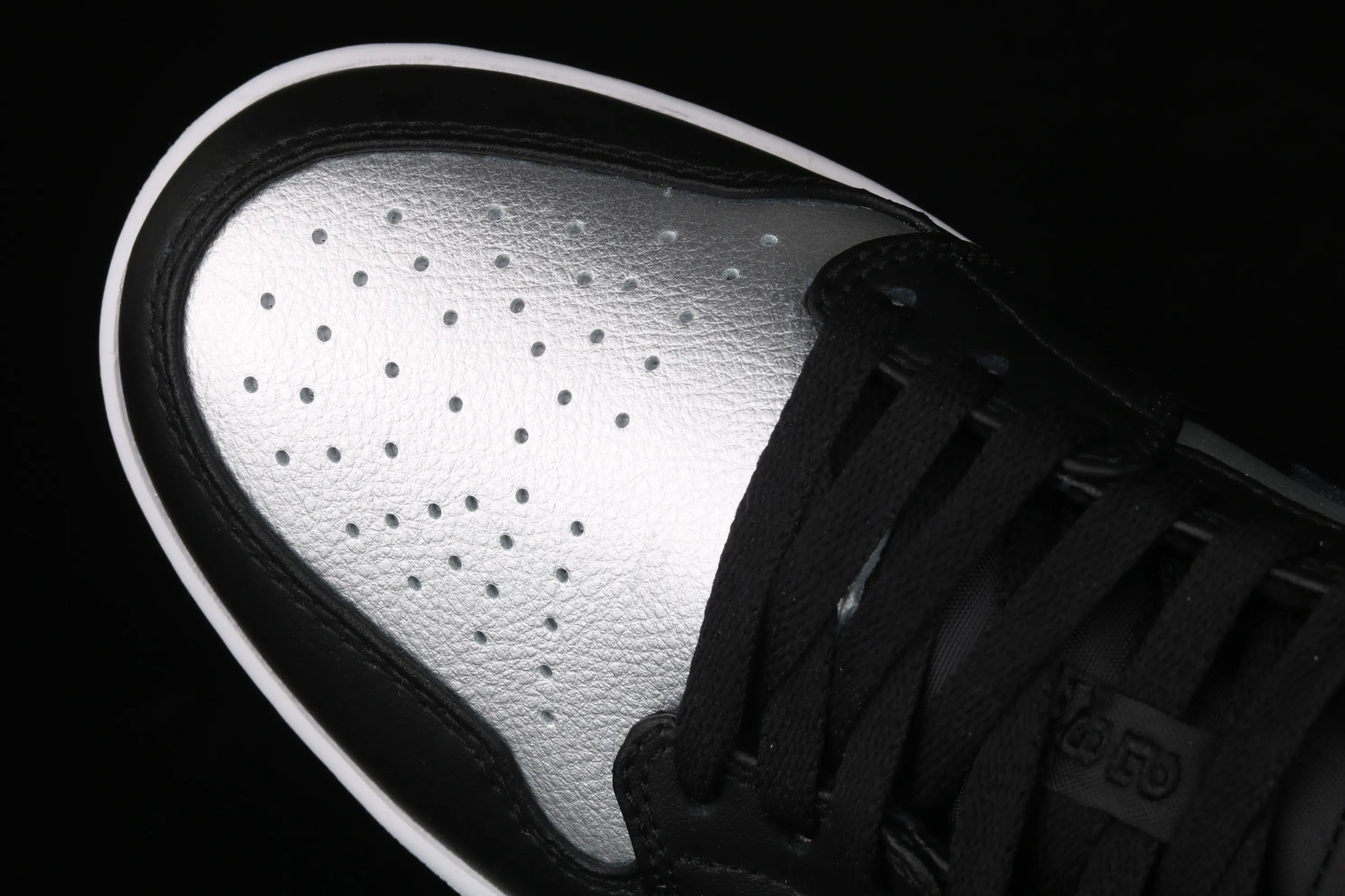 All categories Air Jordan Jordan series basketball shoes Air Jordan 1 Low X version Air Jordan 1 Low AJ1 Joe 1 low top black silver cultural and leisure sports shoes DA5551-001